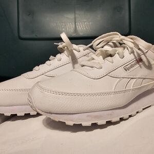 Reebok sz 7